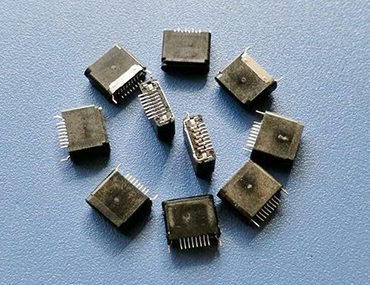 在生產(chǎn)中到底應(yīng)該如何保障彈簧針的性能呢 alt=